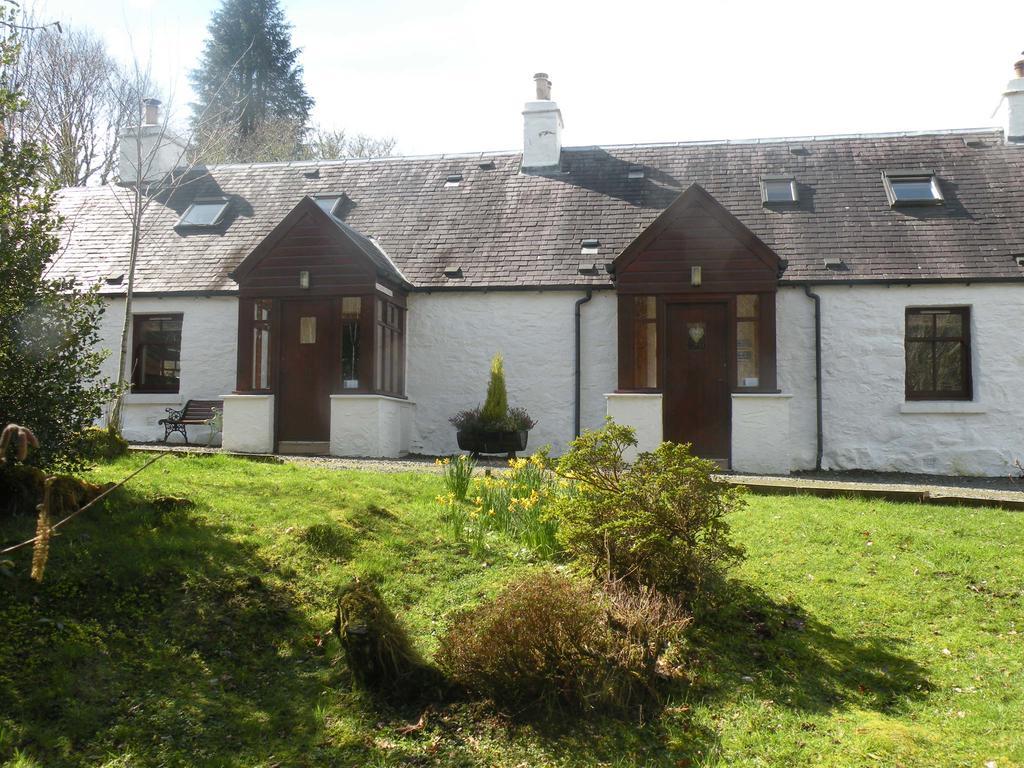 Mchugh And Loudon Cottages Saint Catherines Eksteriør billede